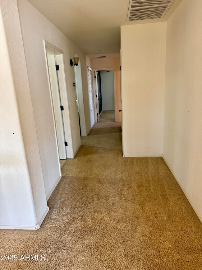 Building Photo - 3641 E Kingbird Pl