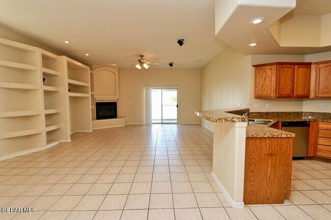 Building Photo - 1455 Cherokee Ridge Dr