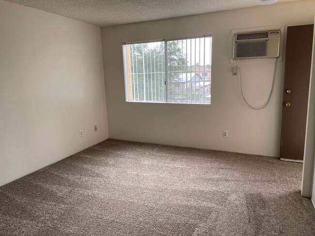 Interior Photo - Santa Cruz River Apartments