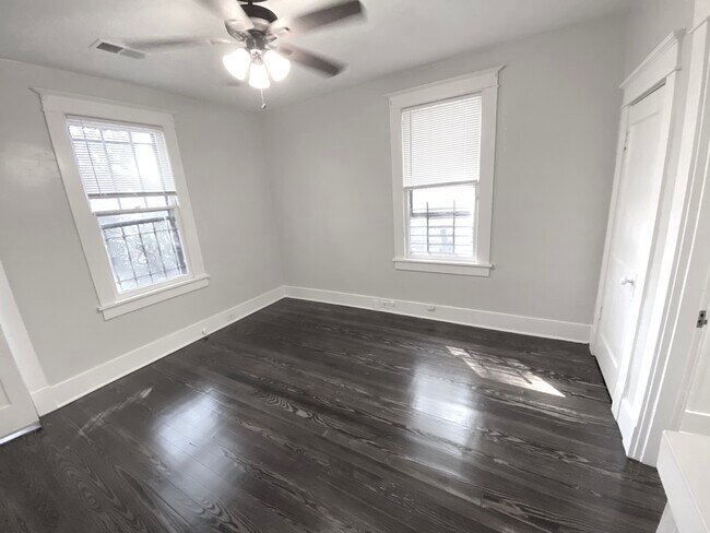 Building Photo - 1263 Agnes Pl