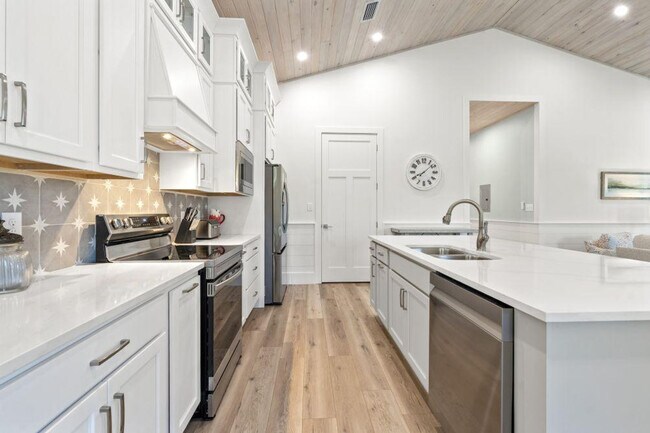 Building Photo - 23011 Perdido Beach Blvd