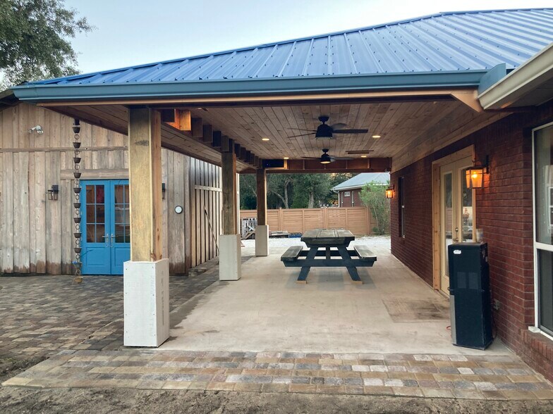 Building Photo - 3610 Conwick Dr