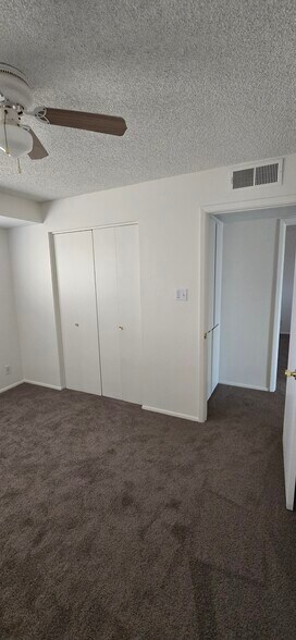 Building Photo - 7913 E Kimsey Ln