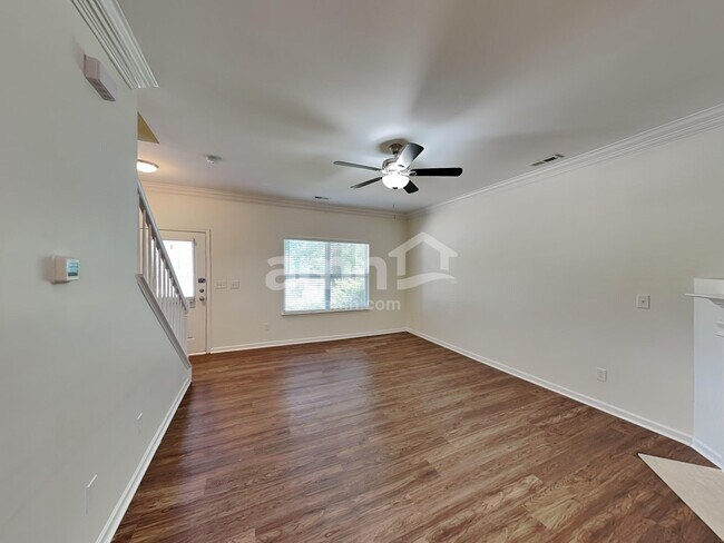 Building Photo - 107 Fleishhacker Pl