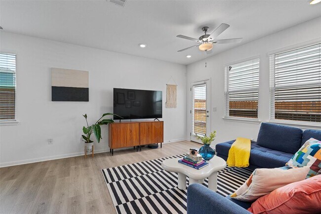 Building Photo - 13506 Grand Central Dr