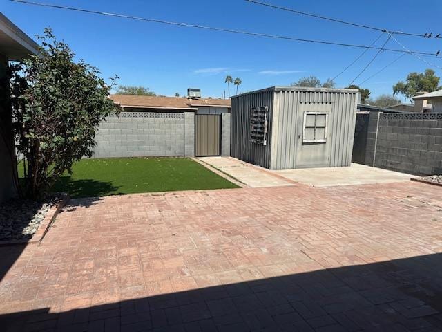 Building Photo - 1416 E Del Rio Dr