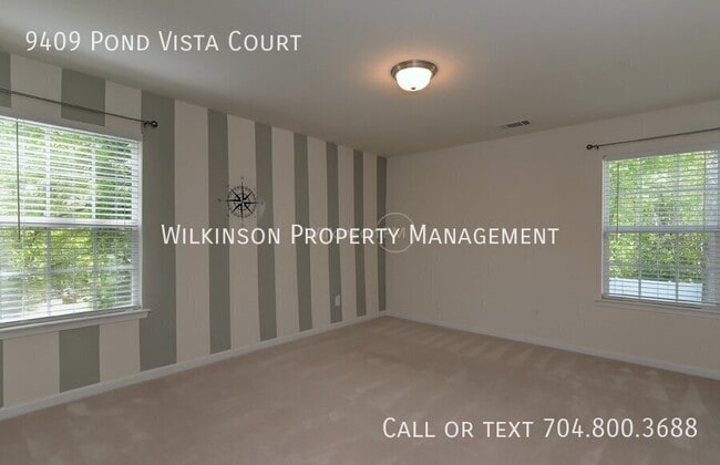 Building Photo - 9409 Pond Vista Court