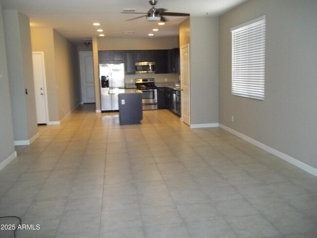 Building Photo - 41094 W Somers Dr
