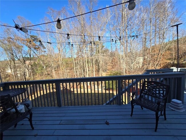 Building Photo - 3845 Dalwood Dr