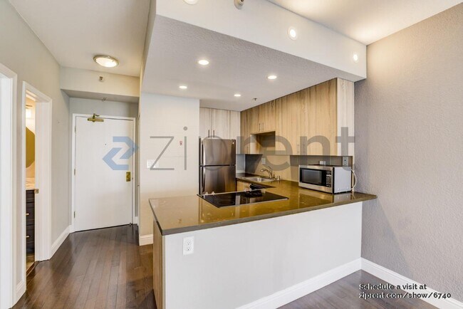 Building Photo - 201 Harrison St