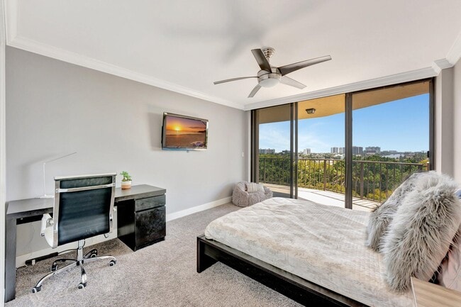 Building Photo - 859 Jeffery St