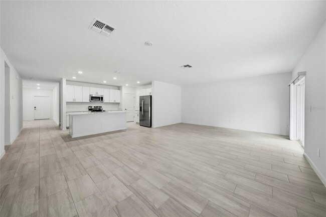 Building Photo - 9820 Feaster Dr