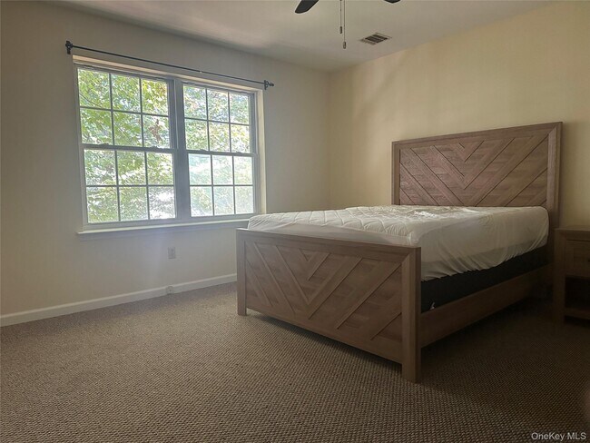 Building Photo - 105 N Montgomery St