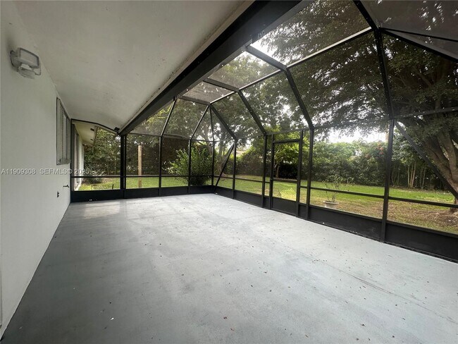 Building Photo - 27850 SW 164th Ct