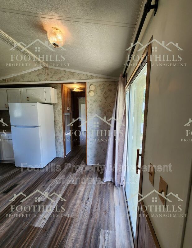 Building Photo - 408 Old Green Pond Rd