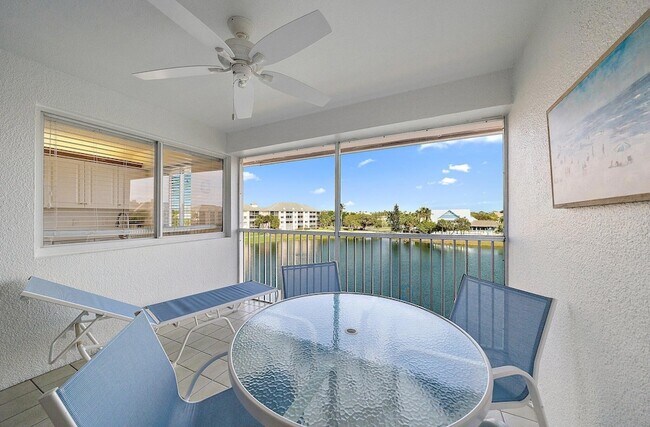 Building Photo - 353 S US Hwy 1