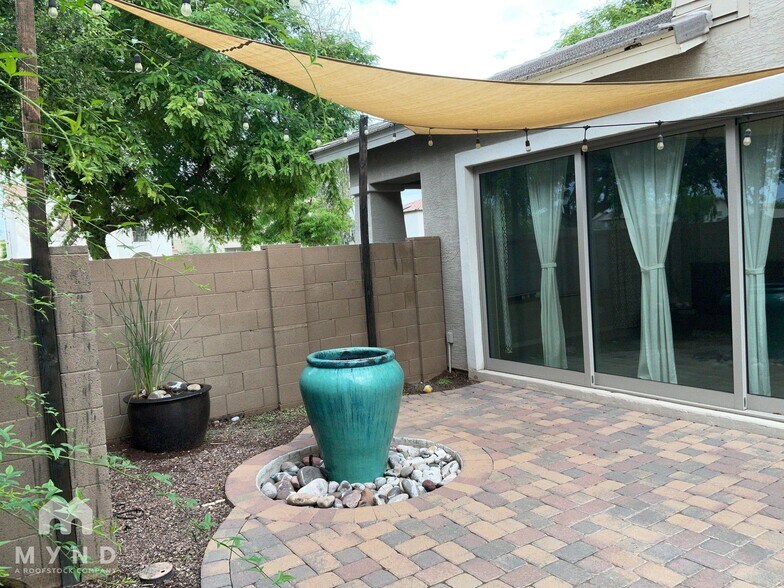 Building Photo - 9430 S 34th Ln