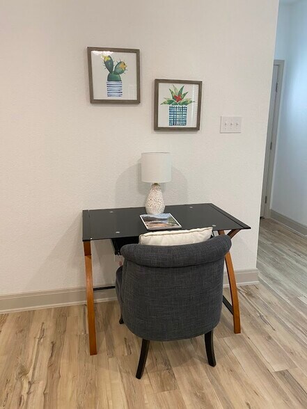 Desk - 7511 Gramercy Way