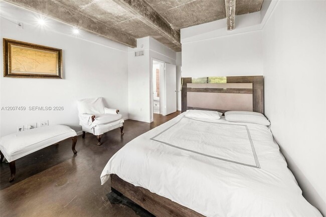 Building Photo - 301 Michigan Ave