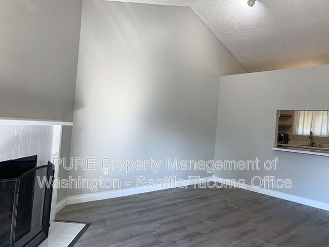 Building Photo - 3430 I St NE