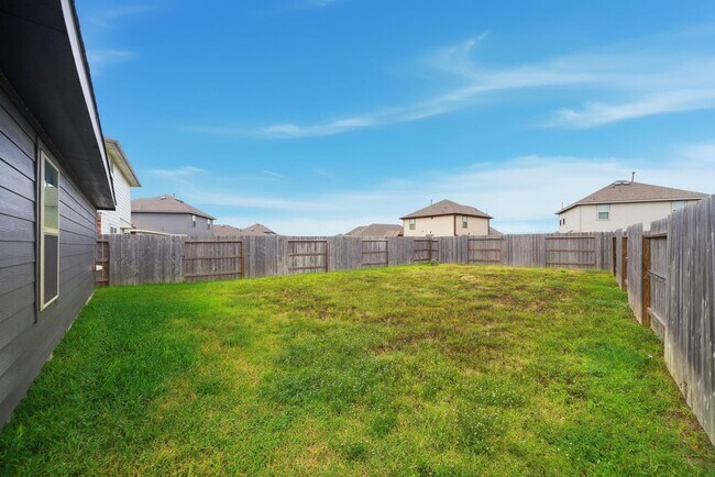 Building Photo - 26726 Wilderye Cv Ln