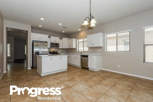 Building Photo - 4509 S St Claire