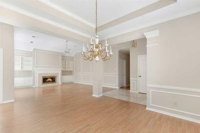 Building Photo - 3306 Redwood Lake Dr