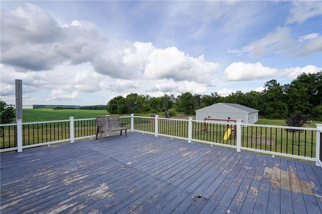 Building Photo - 681 NY-364