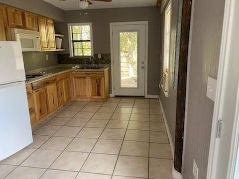 Building Photo - 141 Pine Canyon Dr