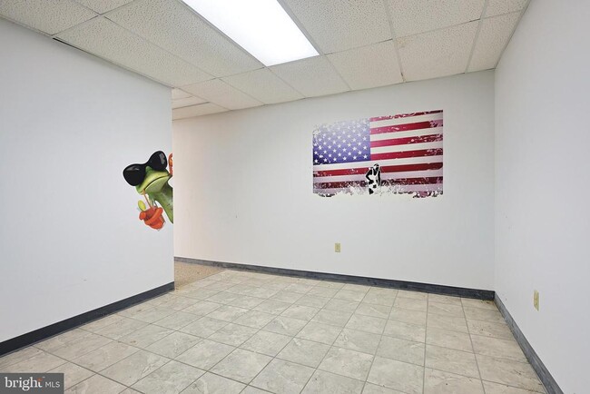 Building Photo - 761 Timberlake Dr