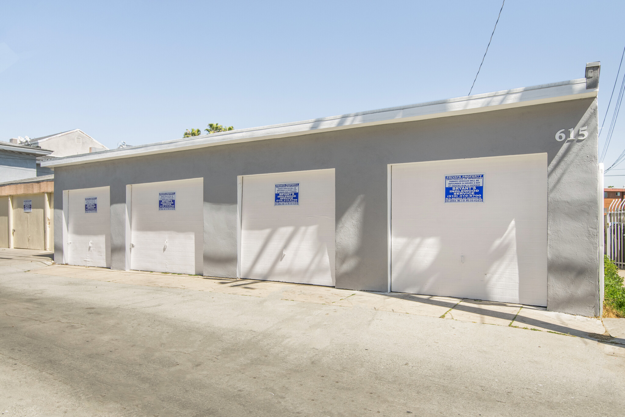 Garage in Alley - 615 S Grevillea Ave