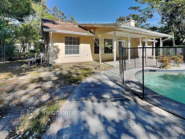 Building Photo - 7204 Lake Marsha Dr