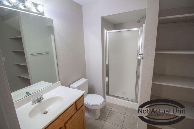 Building Photo - 1604 Citadel Dr