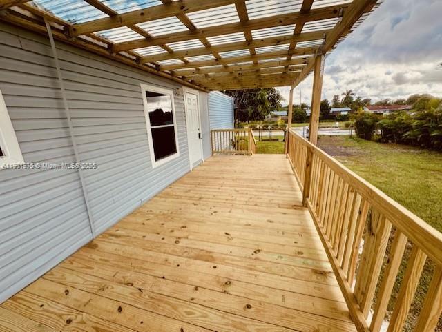 Building Photo - 5923 Oroverde Blvd