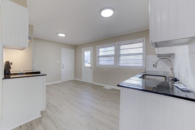 Building Photo - 2 Bed | 1 Bath