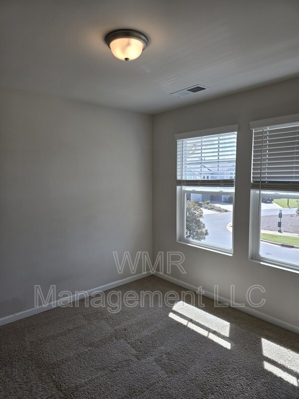 Building Photo - 1118 Glen Marley Dr