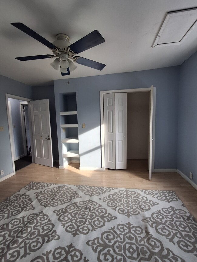 Building Photo - 833 Indiana Ave