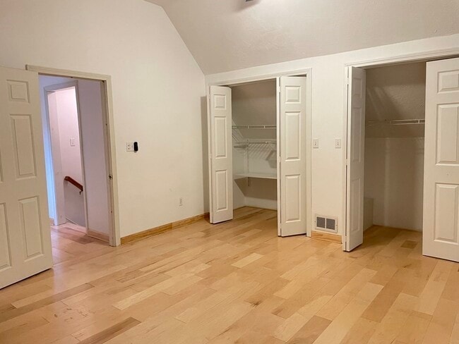 Building Photo - 14 Arcadia Cir