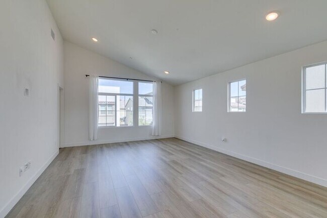 Building Photo - COMING SOON - Ready no later than Mid-June