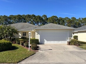 Building Photo - 3 BR 2 BA 2 Car Garage Duplex -  Annual Rental -  Sebastian FL