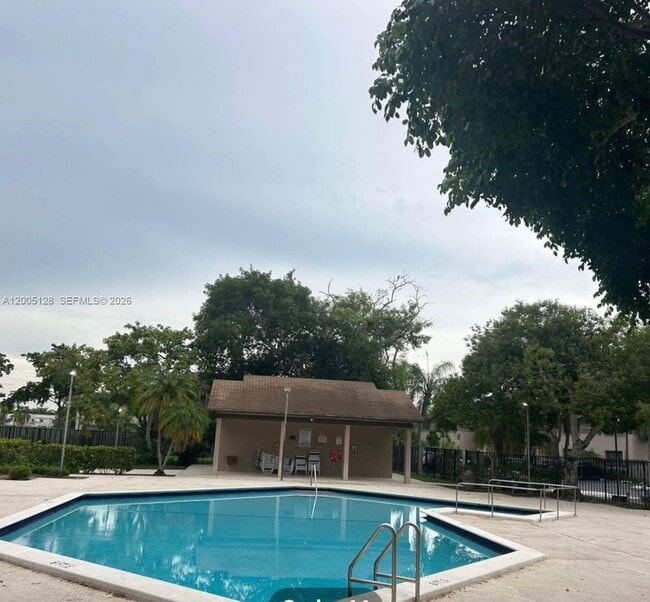 Building Photo - 9926 Nob Hill Ct