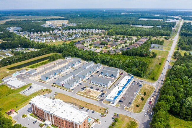 Building Photo - 303 Starfish Ln