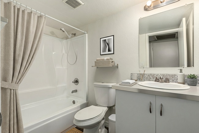 Building Photo - Forte