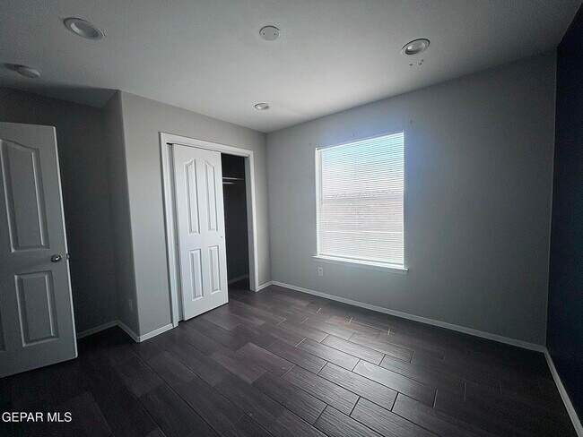 Building Photo - 14416 Spanish Point Dr