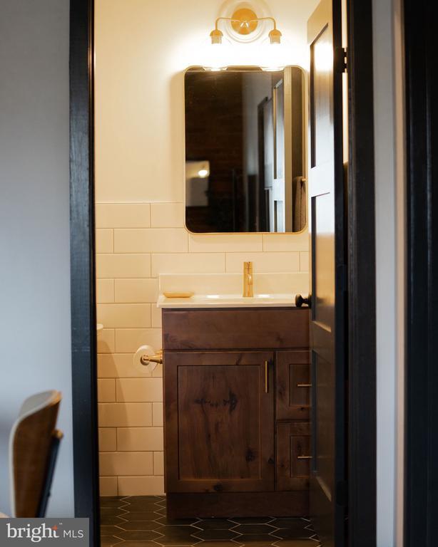 Building Photo - 437 W Grant St