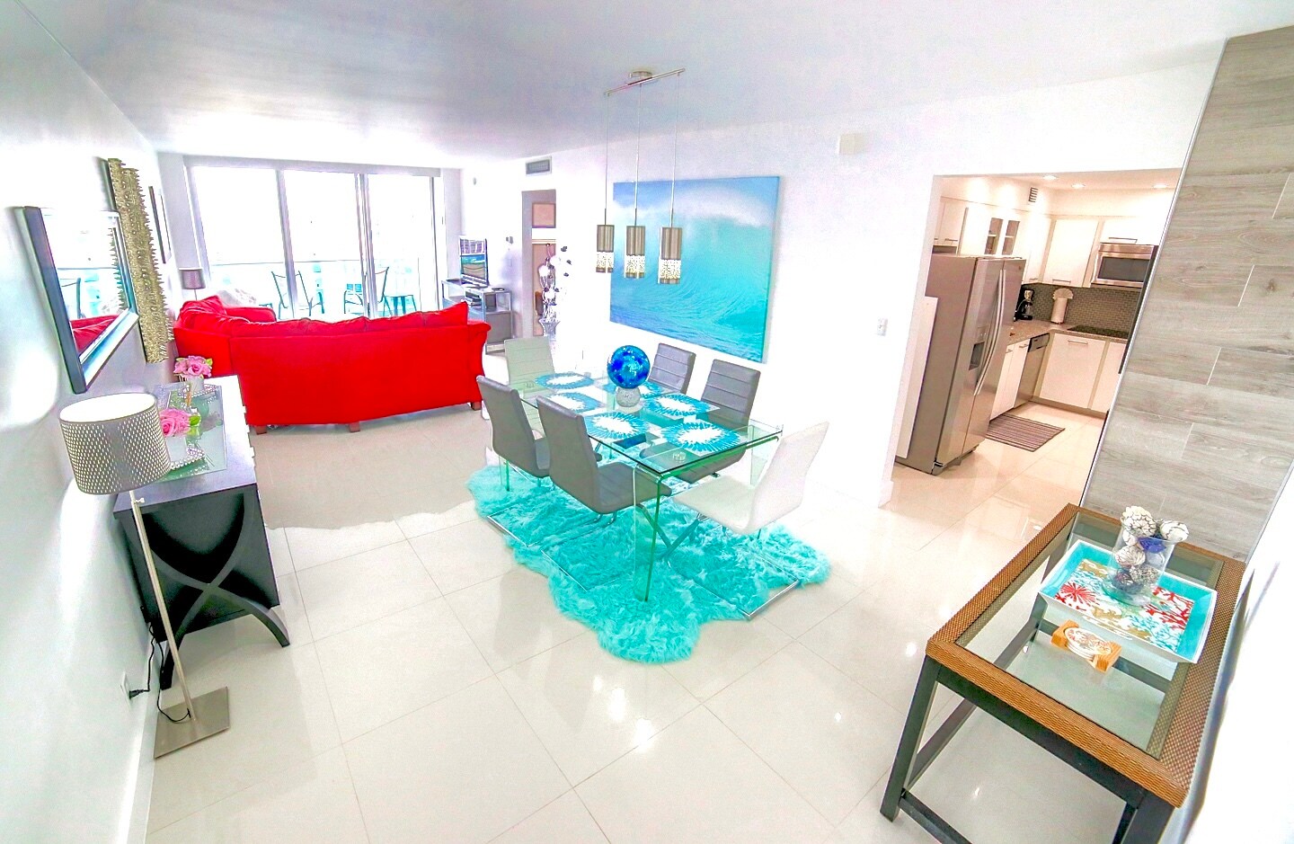 Beautiful modern unit - 4001 S Ocean Dr