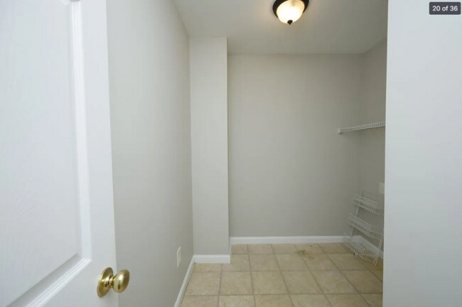 Building Photo - 4014 Springfield Creek Dr