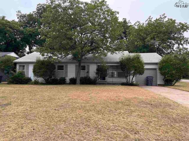 Primary Photo - 3400 Barrett Pl
