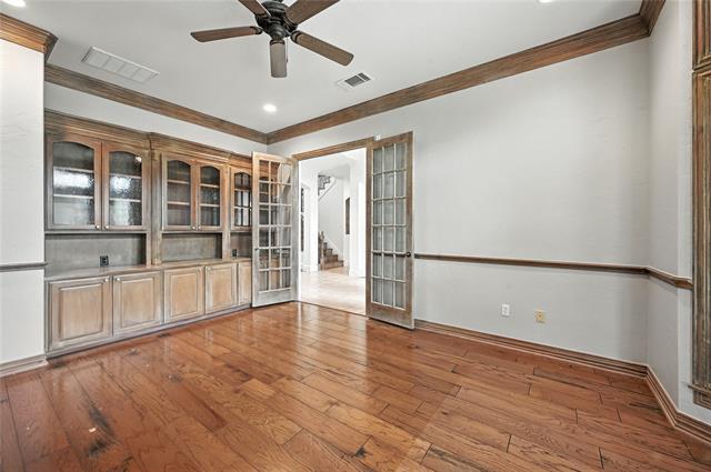 Building Photo - 959 Roxbury Way