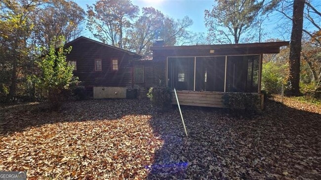 Building Photo - 1824 Poinsetta Dr